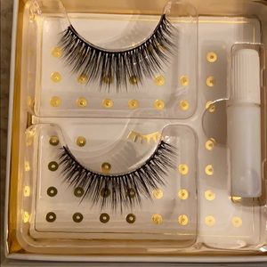 Faux eyelash kit